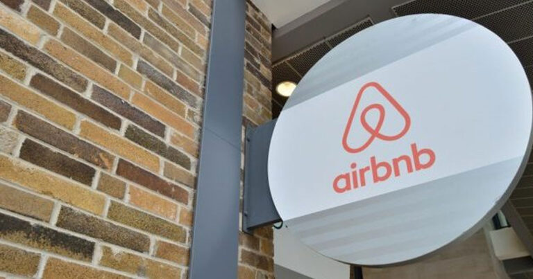 Airbnb и уште четири компании ќе почнат да котираат на берзата до крајот на годината