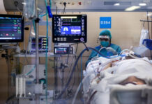 Европа во страв од новиот вирус – се шири со голема брзина и не е под контрола