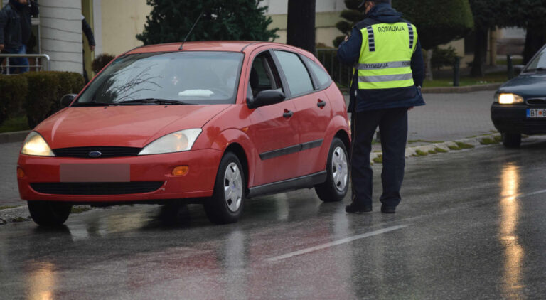 Во Скопје казнет 221 возач
