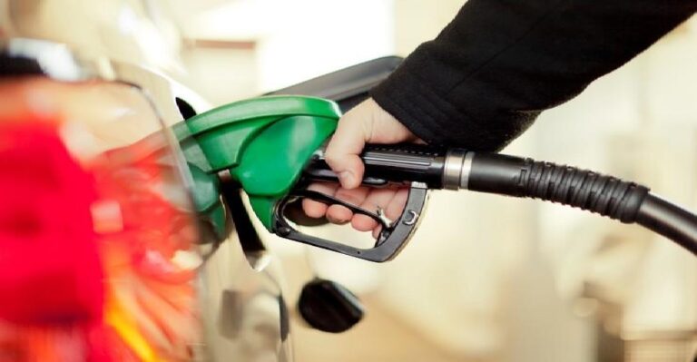 Цените на бензините и дизелот останаа непроменети, поевтинува екстра лесното масло