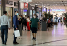 100 отсто повисока дневница за работниците во трговските центри кои ќе работат и во недела