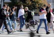 Скратен полициски час и олабавени мерки до вторник