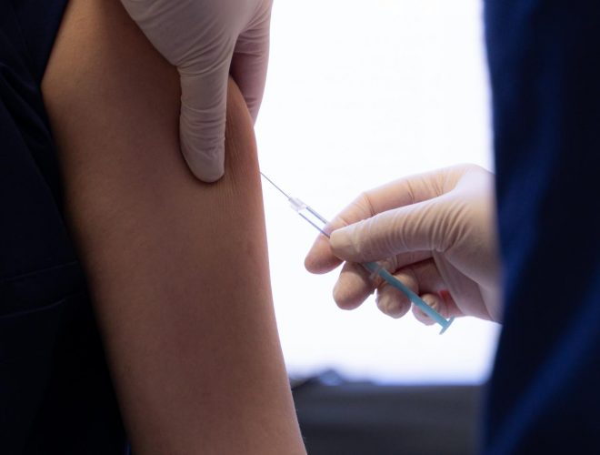 Стартува масовната имунизација против Ковид, подготвени шест регионални центри