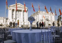 Епидемиолошката состојба со Ковид-19 стабилна, од утре свадби и во затворен простор