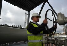 Северен тек 2 почнува да се полни
