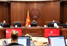 Владата донесе строги мерки против корона, за да одите на прослава во кафеана ќе ви треба вакцина