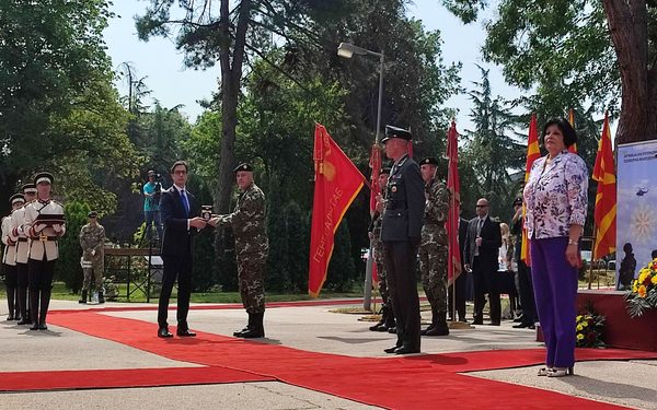 Oрден за воени заслуги за сите македонски мировници кои беа во мисијата во Авганистан