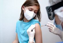 Филипче: Досега се вакцинирани 4.000 деца на возраст до 18 години