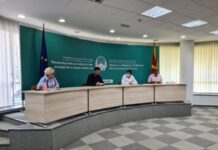 Министерот Хоџа им гарантира на лозарите дека нема да остане неоткупено грозје